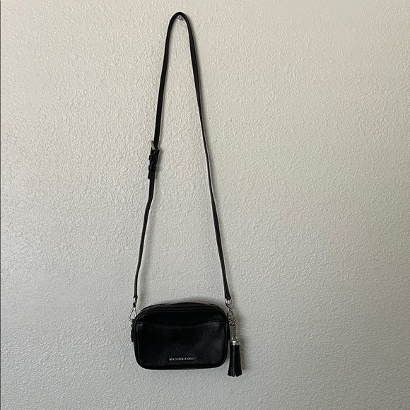 Michael Kors Black Pebbled Leather Shoulder Bag - Picture 3 of 5